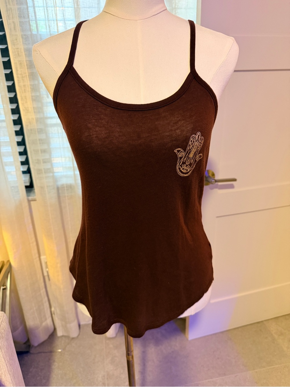 Chaser Burgundy Hamsa Graphic Tank Top Size Small